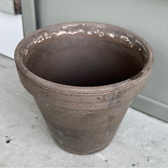 Dark Basalt Clay Standard Flower Pot Planter - Picture 9 of 14